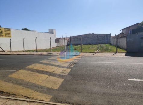 Terreno a venda no centro da cidade de Garça São Paulo (3)