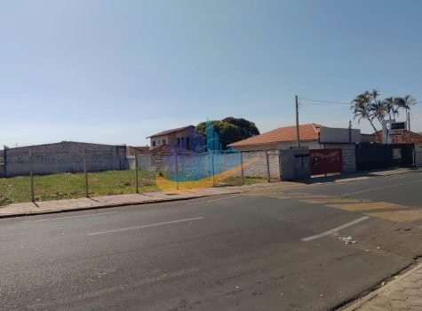 Terreno a venda no centro da cidade de Garça São Paulo (4)